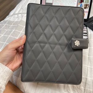 Beautiful CLASSIC FRANKLIN COVEY in gray